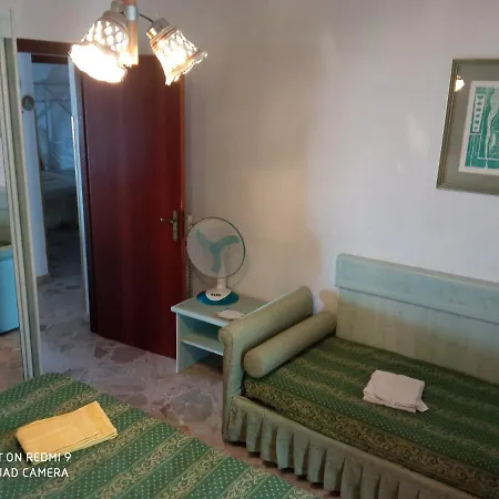 Casa Lucia, La Tua Dimora A Lejlighed