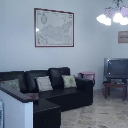Appartamento Casa Lucia, La Tua Dimora A *