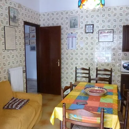Casa Lucia, La Tua Dimora A Appartamento *